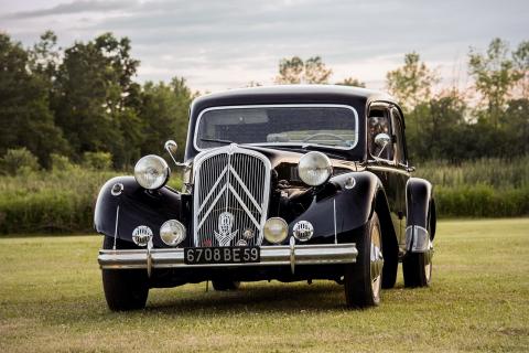 citroen_traction_15_six_face_avant.jpg